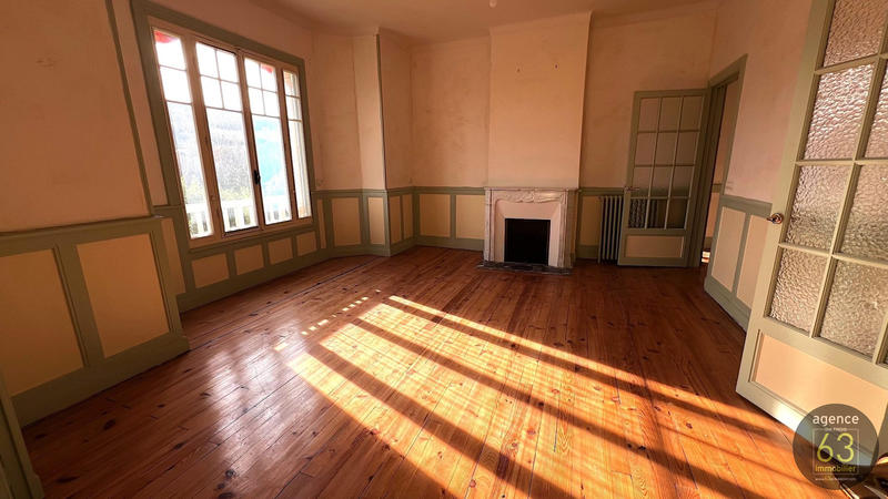 Maison - 192 m² - 6 pièces