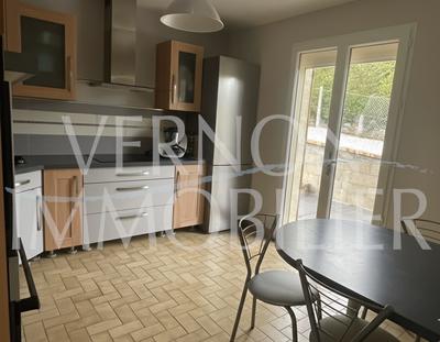 Maison - 80 m² - 4 pièces