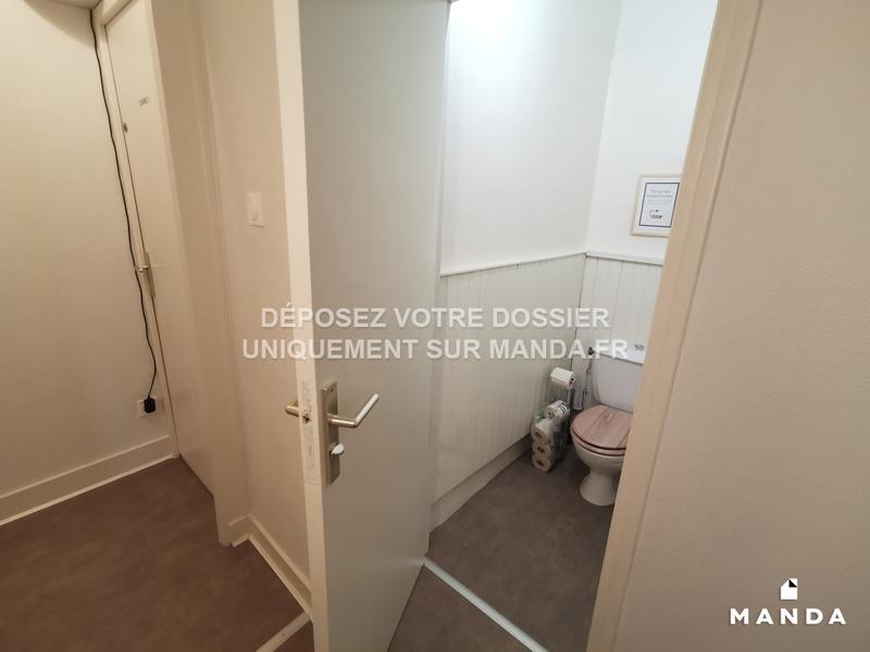 Chambre - 11 m² - 5 pièces