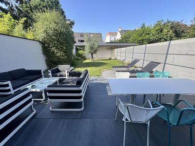 Maison contemporaine - 164 m² - 6 pièces