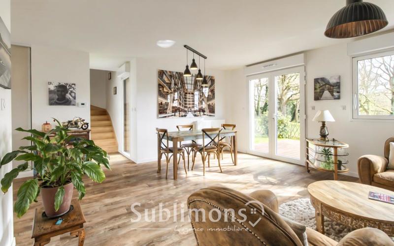 Maison - 111 m² - 5 pièces