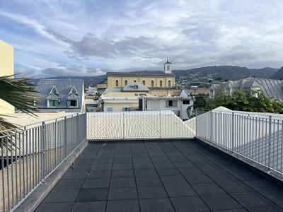 Local commercial - 77 m² - 3 pièces