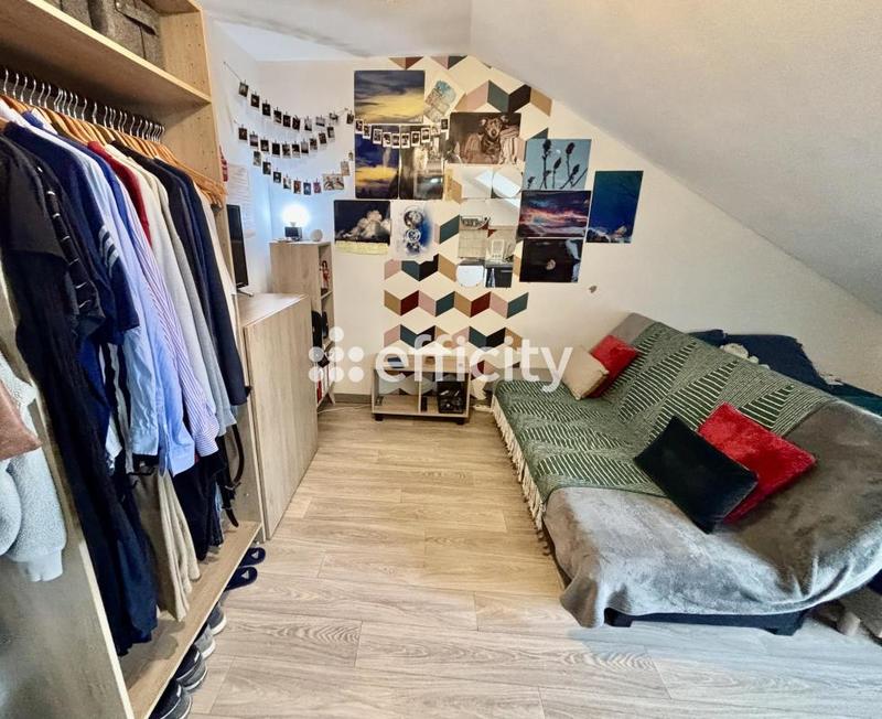 Immeuble - 136 m² - 6 pièces