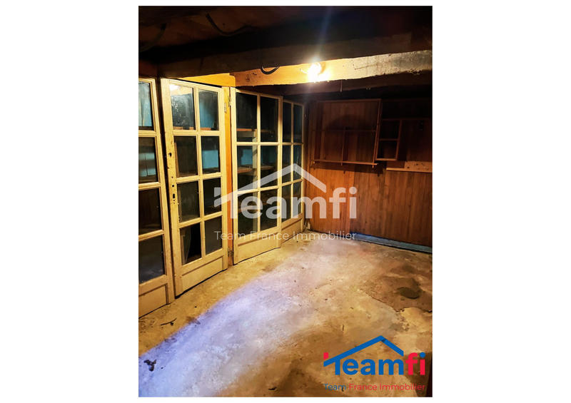 Maison - 260 m² - 11 pièces