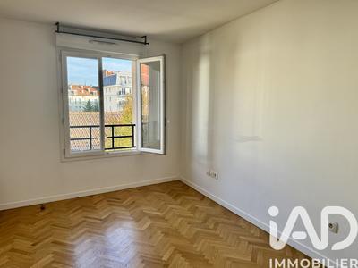 Appartement - 48 m² - 3 pièces