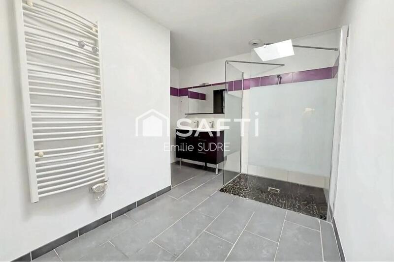 Maison - 260 m² - 7 pièces