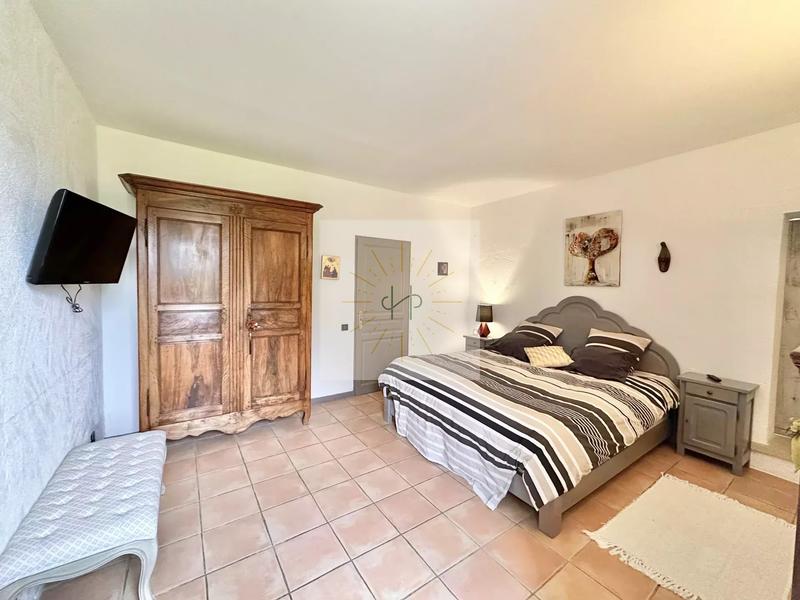 Bastide - 439 m² - 12 pièces