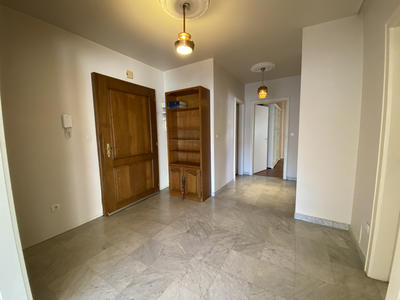 Appartement - 83 m² - 2 pièces