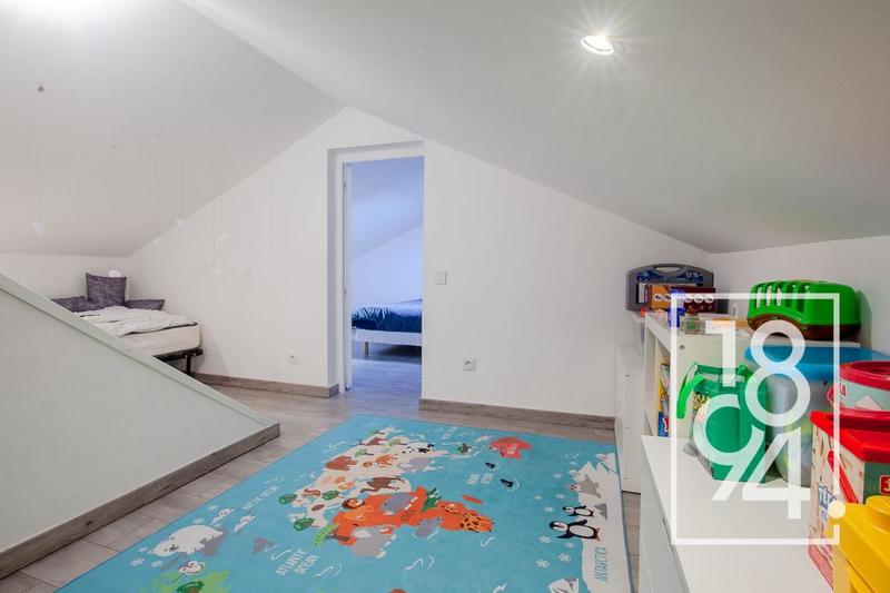 Appartement - 106 m² - 4 pièces