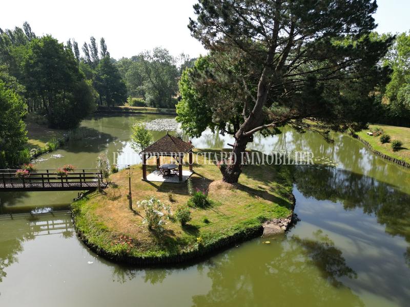 Terrain de loisirs - 9 940 m²