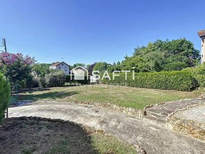 Maison - 136 m² - 6 pièces