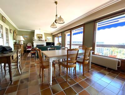 Appartement - 102 m² - 5 pièces