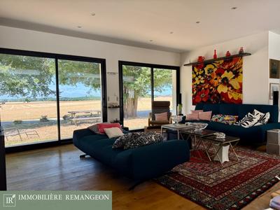 Propriété - 349 m² - 7 pièces