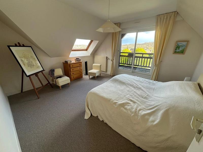 Maison - 190 m² - 6 pièces