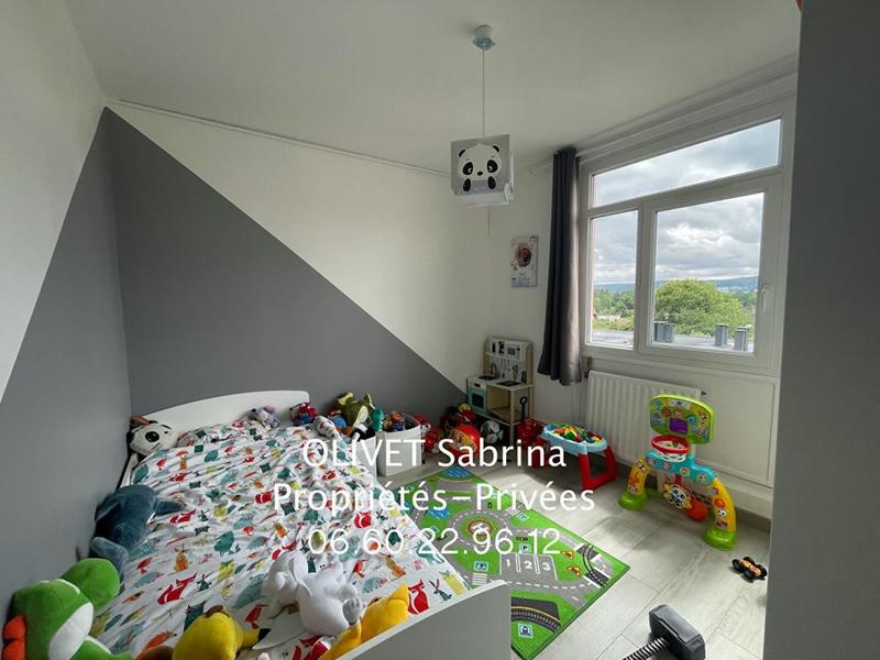 Appartement - 79 m² - 5 pièces