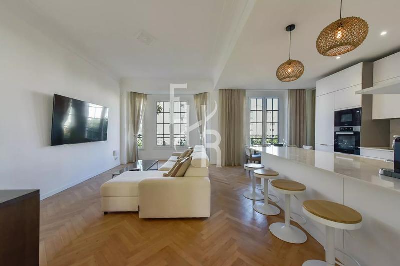 Appartement - 118 m² - 4 pièces