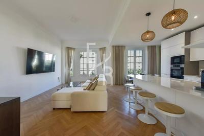 Appartement - 118 m² - 4 pièces