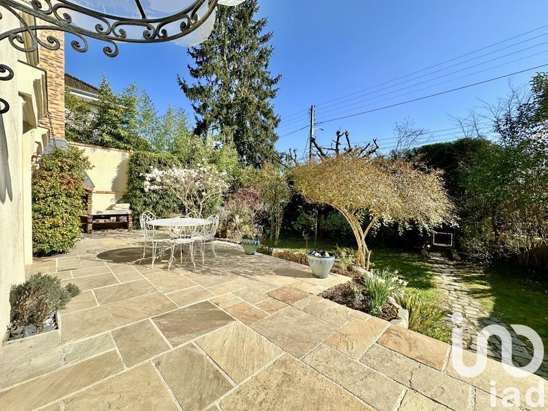 Maison - 146 m² - 6 pièces