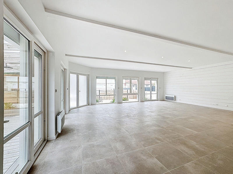 Maison - 152 m² - 6 pièces