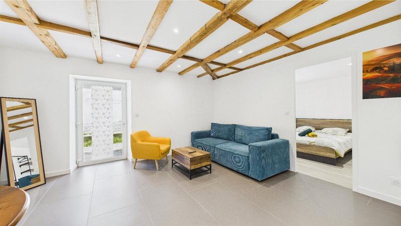 Maison de ville - 235 m² - 7 pièces