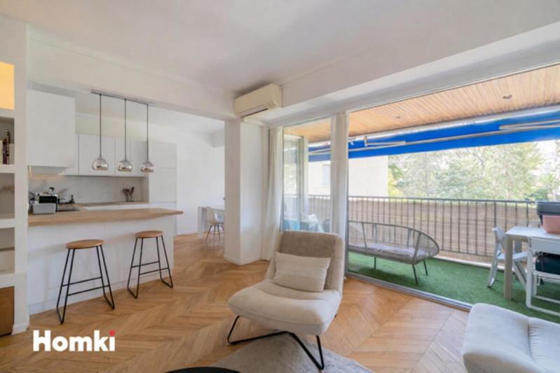 Appartement - 81 m² - 3 pièces