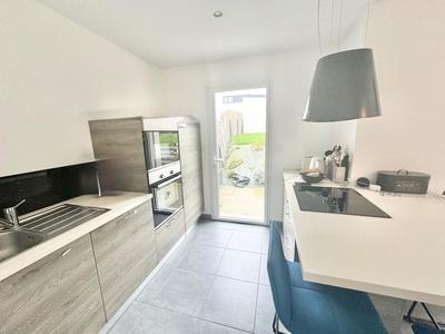 Maison - 102 m² - 5 pièces