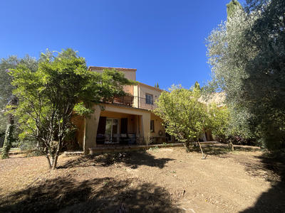 Villa - 300 m² - 11 pièces