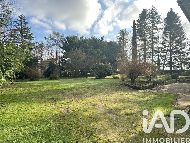 Maison - 140 m² - 5 pièces