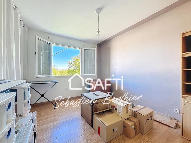 Maison - 90 m² - 4 pièces