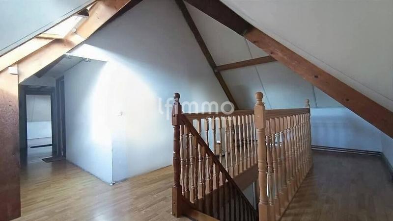 Maison - 102 m² - 5 pièces