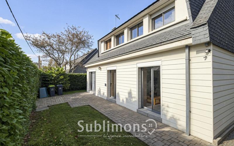 Maison traditionnelle - 114 m² - 7 pièces