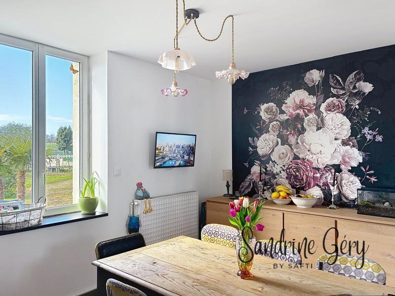 Maison - 174 m² - 8 pièces