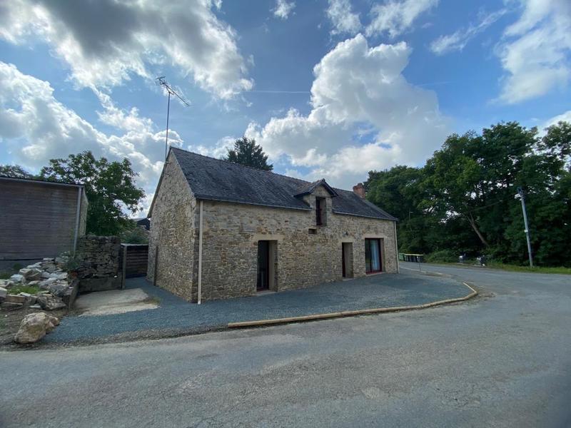 Maison en pierre - 95 m² - 4 pièces