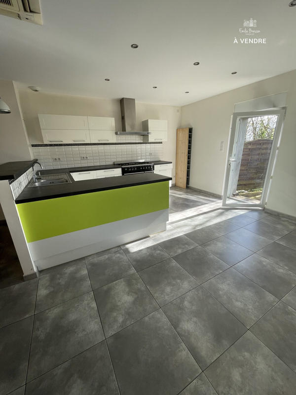 Maison - 148 m² - 5 pièces