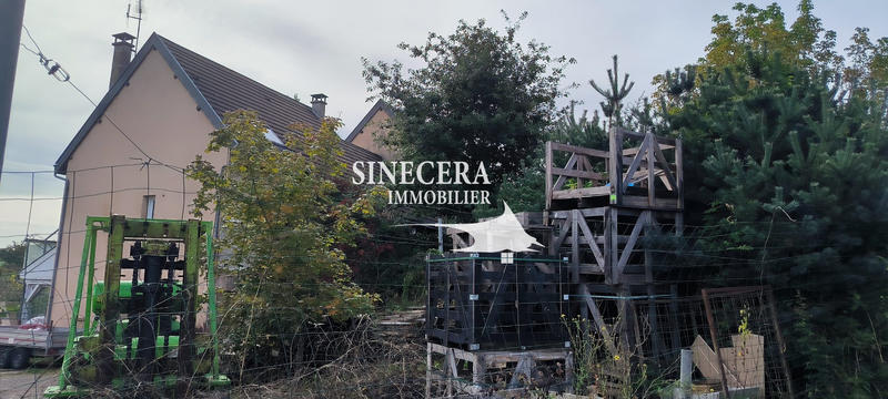 Maison - 450 m² - 20 pièces