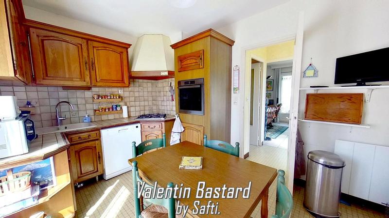 Maison - 90 m² - 6 pièces