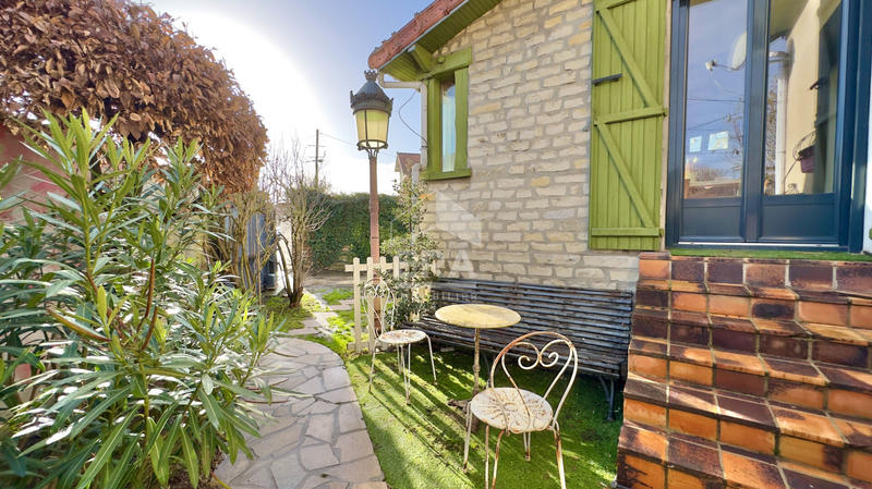 Maison - 122 m² - 6 pièces