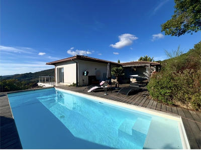 Villa - 179 m² - 7 pièces