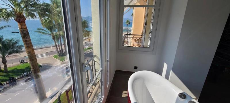 Penthouse - 125 m² - 6 pièces