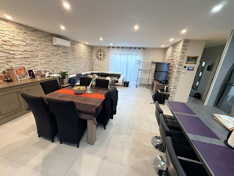 Maison - 110 m² - 5 pièces