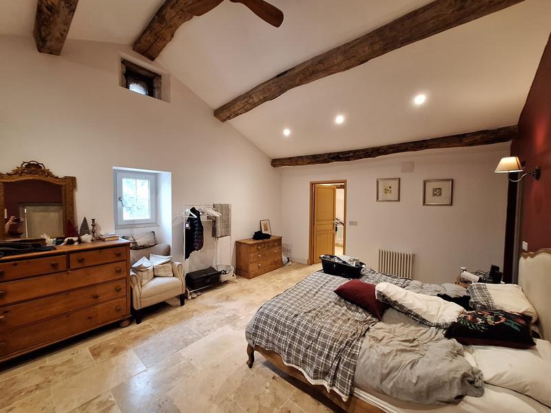 Maison - 543 m² - 12 pièces