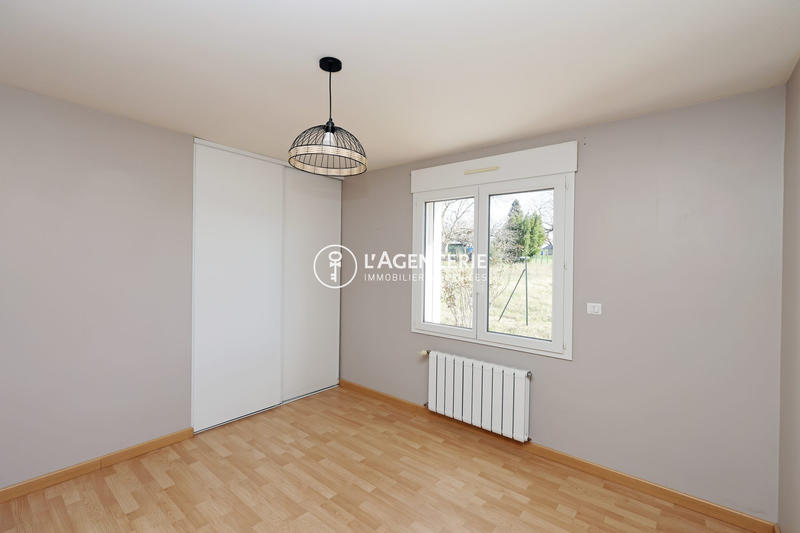 Maison traditionnelle - 120 m² - 6 pièces