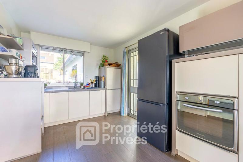 Maison - 135 m² - 6 pièces