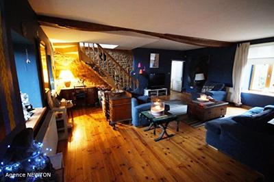 Maison - 336 m² - 15 pièces