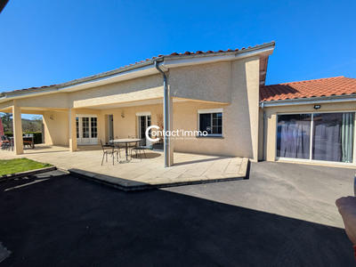 Maison - 122 m² - 4 pièces