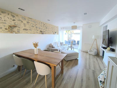 Maison - 136 m² - 6 pièces