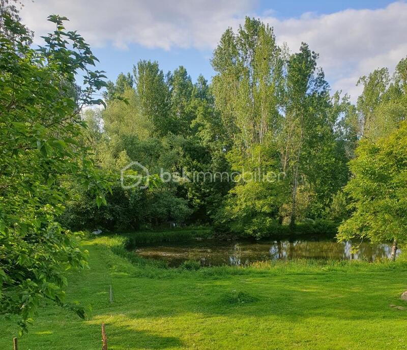 Maison en pierre - 223 m² - 8 pièces