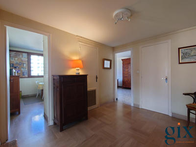 Appartement - 147 m² - 6 pièces