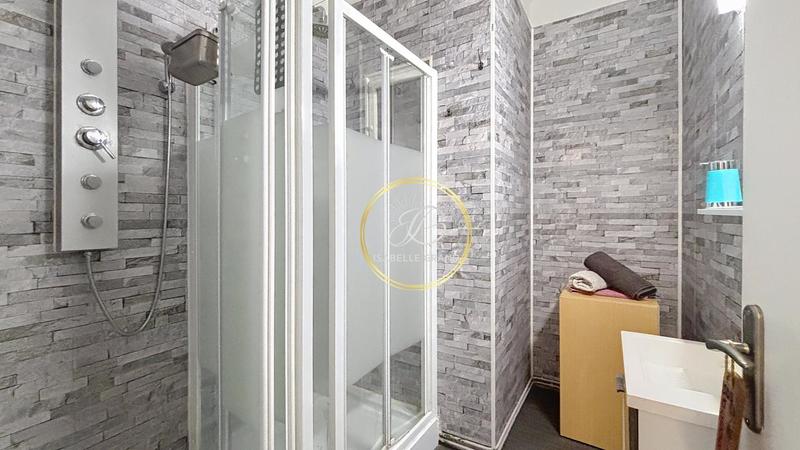 Appartement - 101 m² - 4 pièces