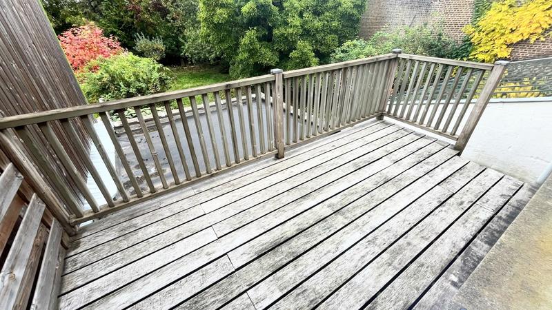 Maison - 200 m² - 7 pièces